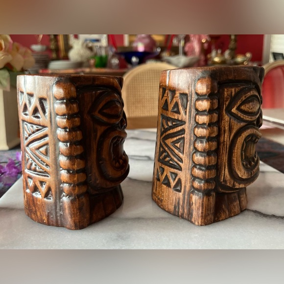 Set of 2 Treasure Craft Tiki Mug Cups Ceramic Hawaii Luau Party Vintage 1960 - Picture 3 of 12